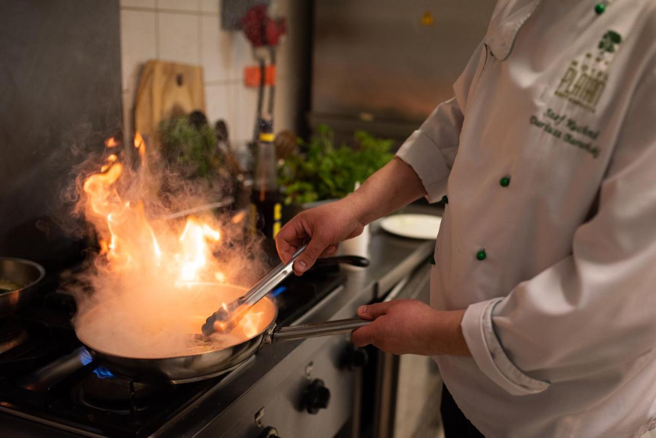 Hotel-Restauracja Platan Chrzanów Kültér fotó